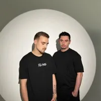 100лиця